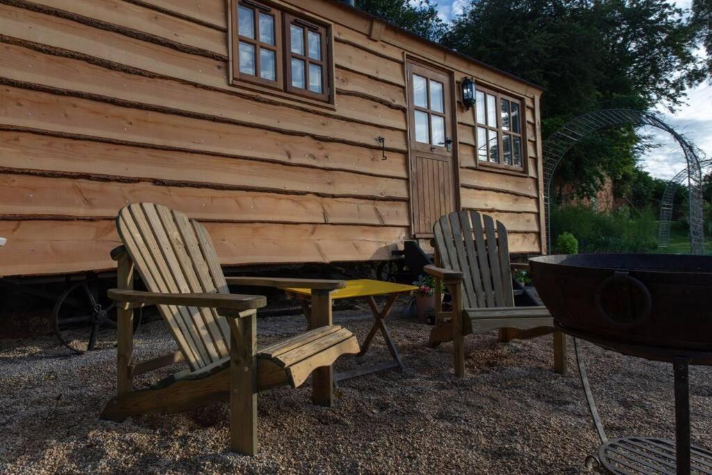 Luxury, Rural Shepherds Hut With Hot Tub Nr Bath Bristol Esterno foto