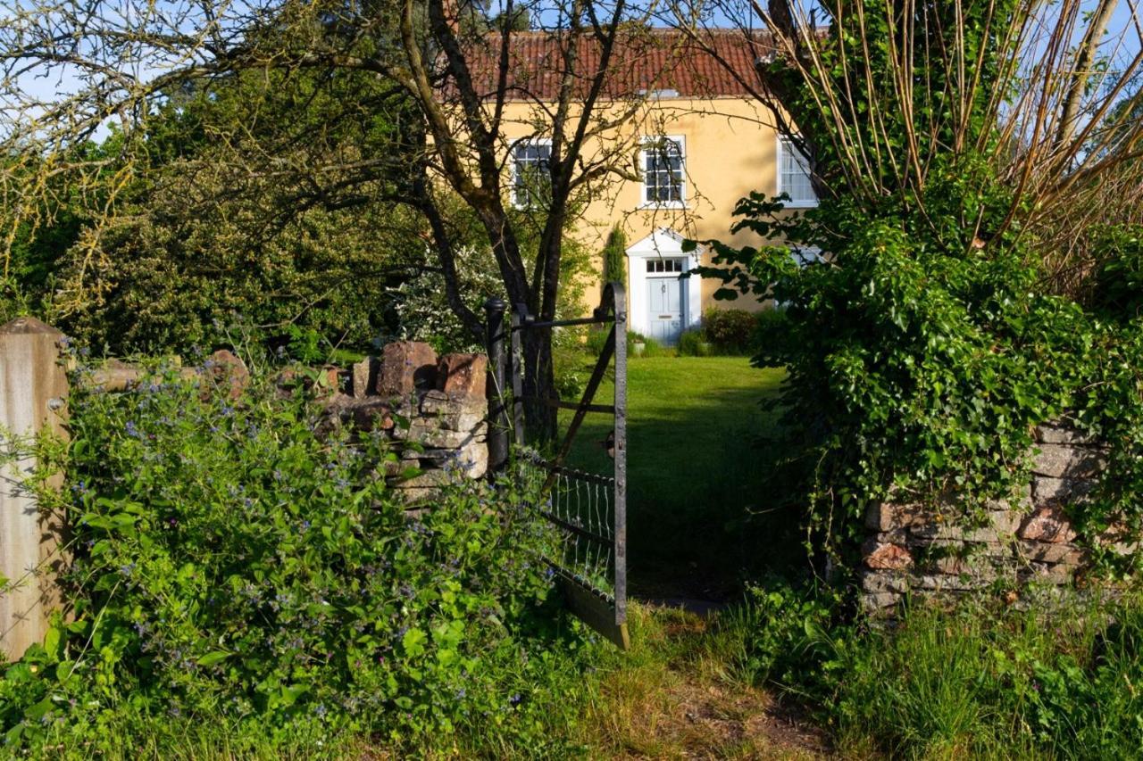Luxury, Rural Shepherds Hut With Hot Tub Nr Bath Bristol Esterno foto